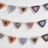 Organic cotton crochet bunting(I[KjbNRbgEK[g)